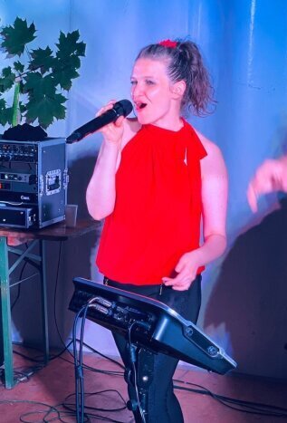 8dfdb0a8_00e9_49fa_8925_8e600a1a162b (beschnitten)